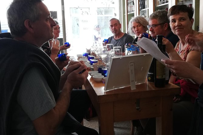 3 table wines & 5 Port wines + Tapas - Rua de Sant’ Ana: medieval lanes plus your first tastings