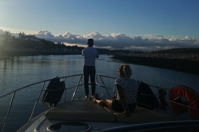 Afternoon yacht charter in lagos with drinks, tapas, paddle boards and kayak - How the captain chooses where you go after Ponta da Piedade
