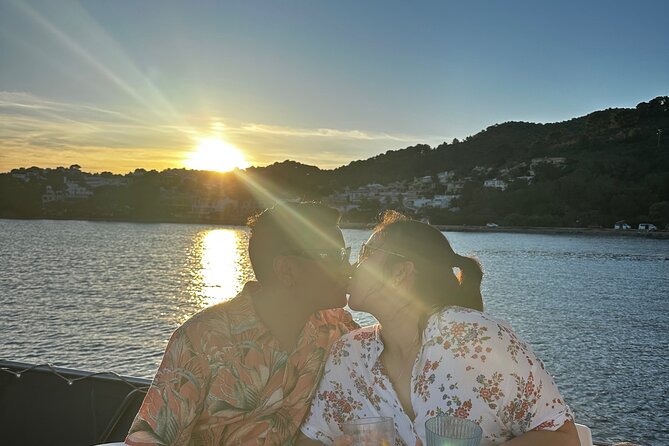 Alcudia 3hr Sunset Trip with Drinks, Tapas, SUP & Snorkel - Why this sunset cruise feels different in Alcúdia