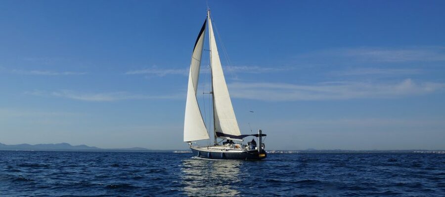 Alcudia: Sailing Yacht Excursion with Wine & Tapas - Why this sailing yacht trip works so well from Alcúdia