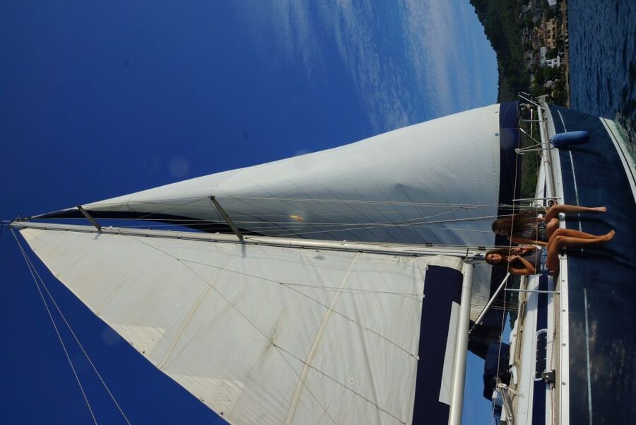 Alcudia: Sailing Yacht Excursion with Wine & Tapas - Drinks and tapas: included, practical, and easy to plan around