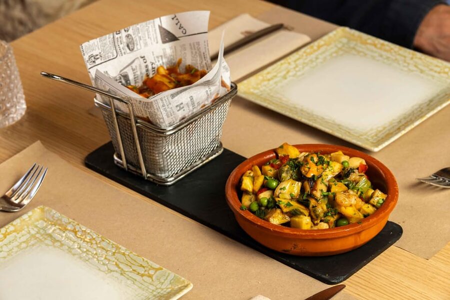 Alcudia: Self-Guided Gourmet Tapas and Wine Tour - Who this tour fits best (and who might want a different plan)