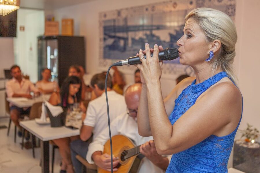 Algarve: Fado Night with 6- Course Algarvian Tapas Dishes - Key highlights to expect