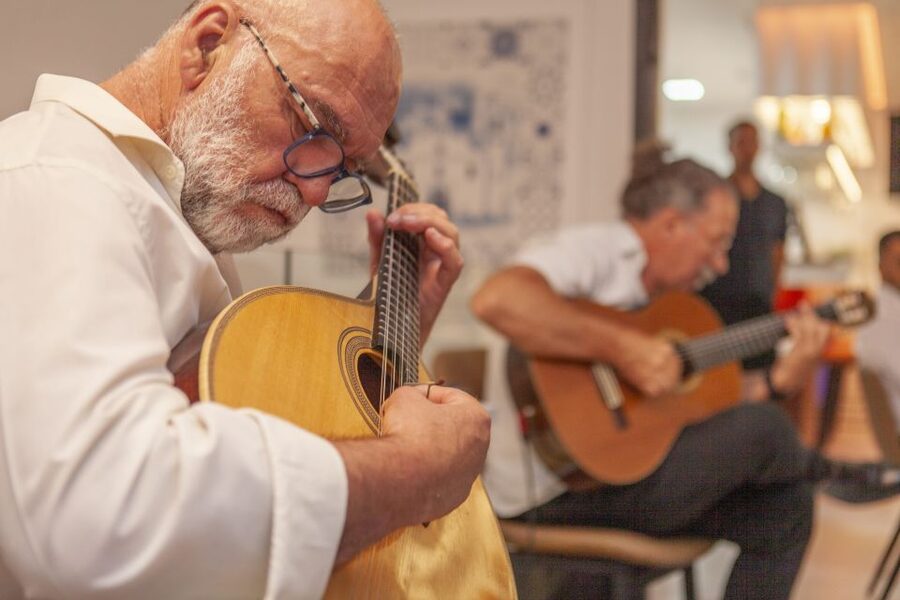 Algarve: Fado Night with 6- Course Algarvian Tapas Dishes - Algarve fado night: the cultural setting beyond the music