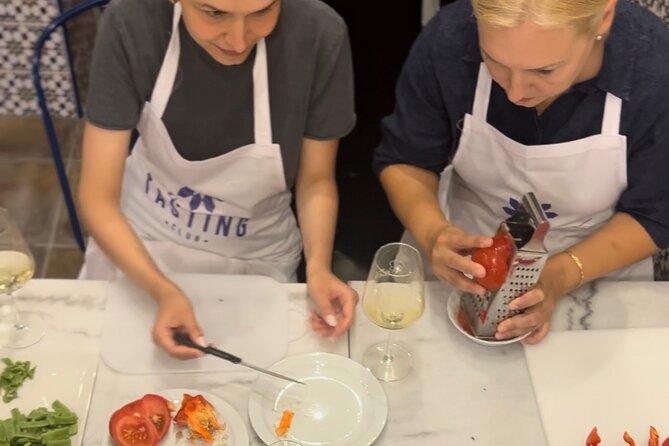 Alicante Paella Cooking Class, Tapas, Drinks and Marketplace - Meat, Seafood, or Vegetarian Paella: Options That Actually Work