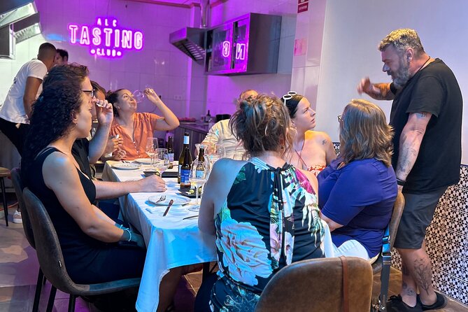 Alicante Wine Tasting and Tapas Club - Alcohol rules and comfort: plan around the 18+ tasting