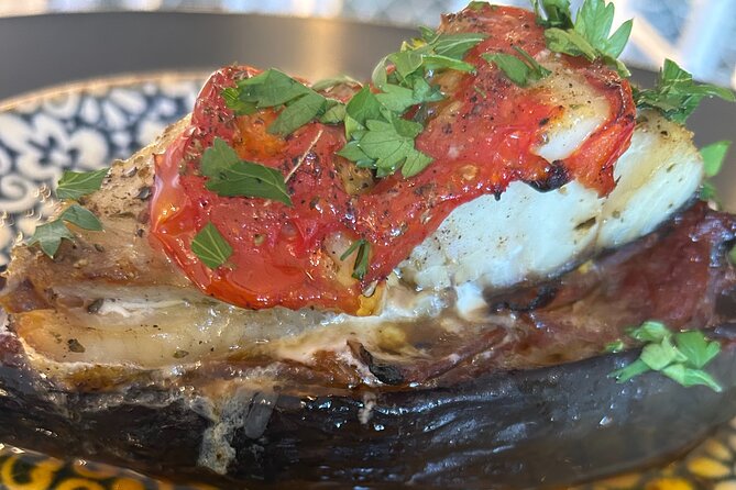 Authentic Greek food tapas and wine tasting - Cave village - Kafeneio-style meze lunch: tapas, ouzo, and raki pairings