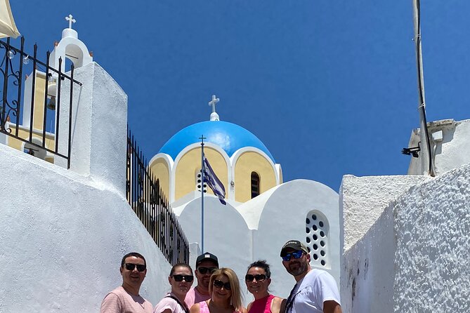 Authentic Greek food tapas and wine tasting - Cave village - Guides who make it personal: Emmy and Alexandra’s impact