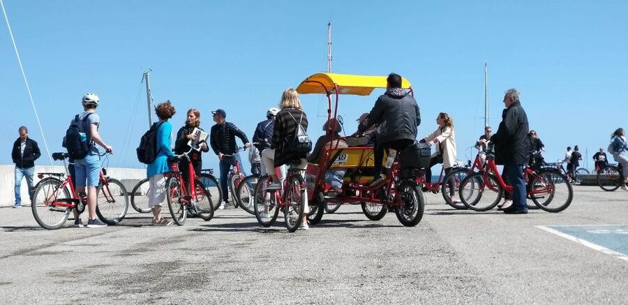 Barcelona: 3-Hour Bike Tour with Spanish Tapas - Ciutat Vella and El Born: Squares, History, and a Less-Crowded Feel