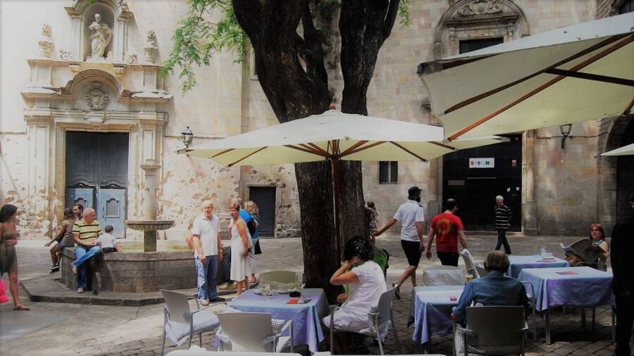 Barcelona: 4-Hour Tapas Evening Tour and Flamenco Show - Price Check: Is $65 Good Value for Food and Flamenco?