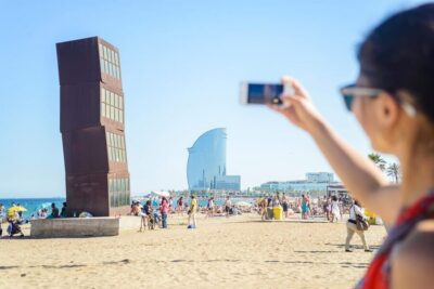 Barcelona eBike Tour with Wine and Tapas Experience - The ride setup: bikes, helmets, and that quick safety briefing