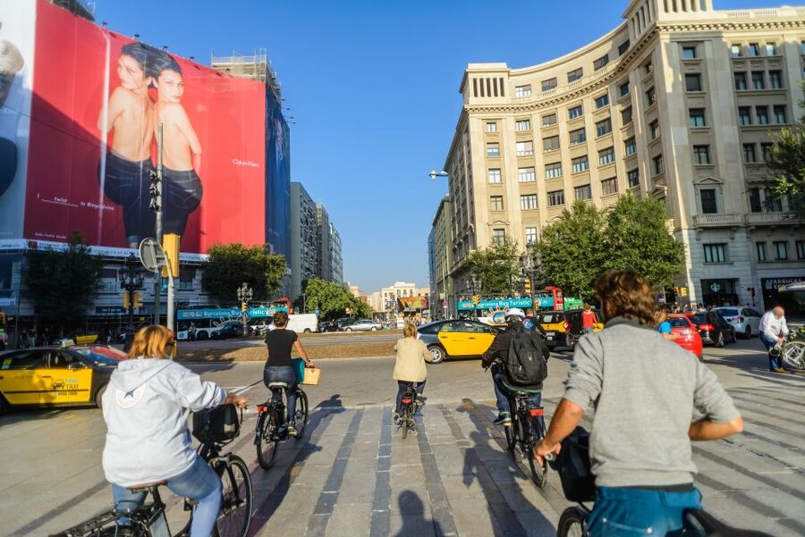 Barcelona eBike Tour with Wine and Tapas Experience - La Ribera and El Born: the local street-life tour you actually want