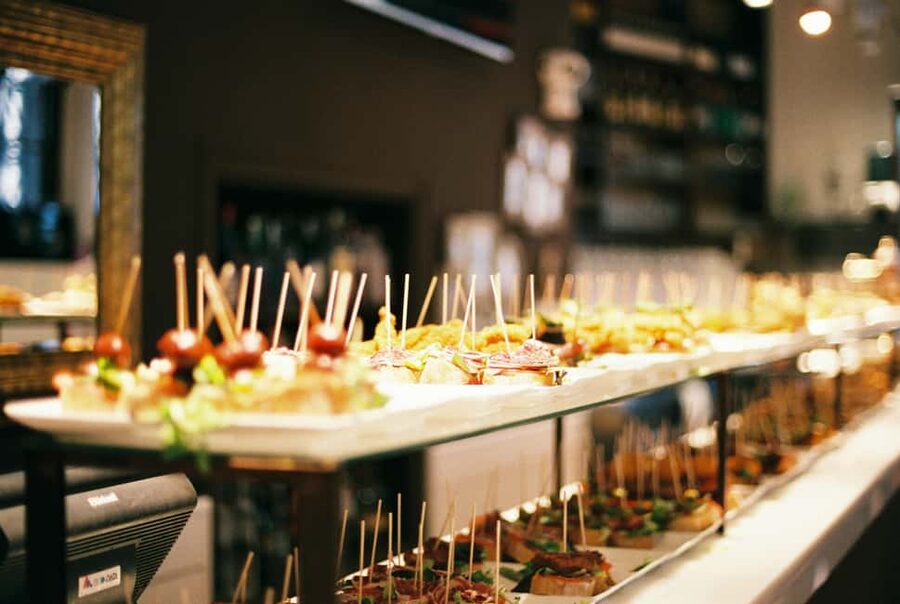 Barcelona Full Private Tapas & Historical Tour - Starting at Plaça de Sant Jaume: your meeting point and your orientation