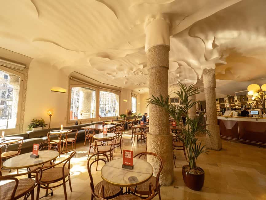 Barcelona: Gaudi Tapas & Wine Tasting Small Group Tour - Price and logistics: is $90 worth it?