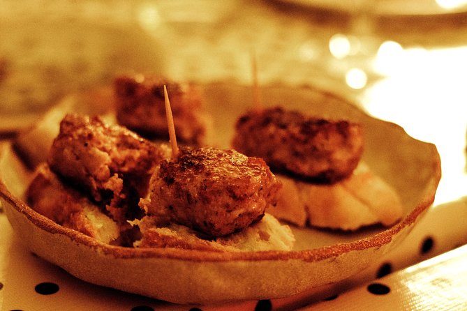Barcelona Gothic Quarter VIP Tapas & Wine Tour - Why This 3-Hour Gothic Quarter Tapas Tour Feels Like a Real Night Out