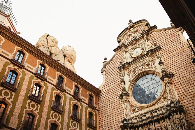 Barcelona : Gothic, Tapas, Churros & Vermouth - Raval’s smells, sounds, and colors: the gastronomic center