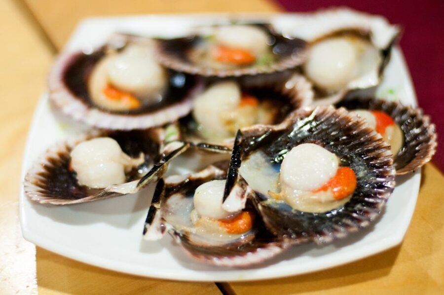 Barcelona Gourmet Food & Wine Tour with Local Expert - Should you book this Barcelona gourmet food and wine tour?