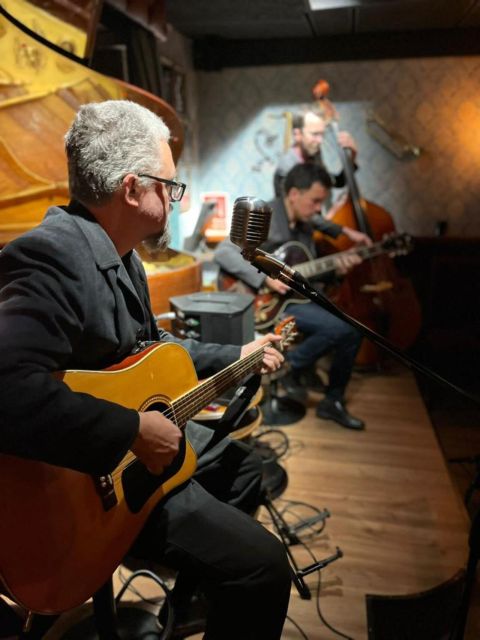 Barcelona: Jam Session - Jazz, Cocktails and Tapas - A 20:30 jam session built like 40s-and-50s live music
