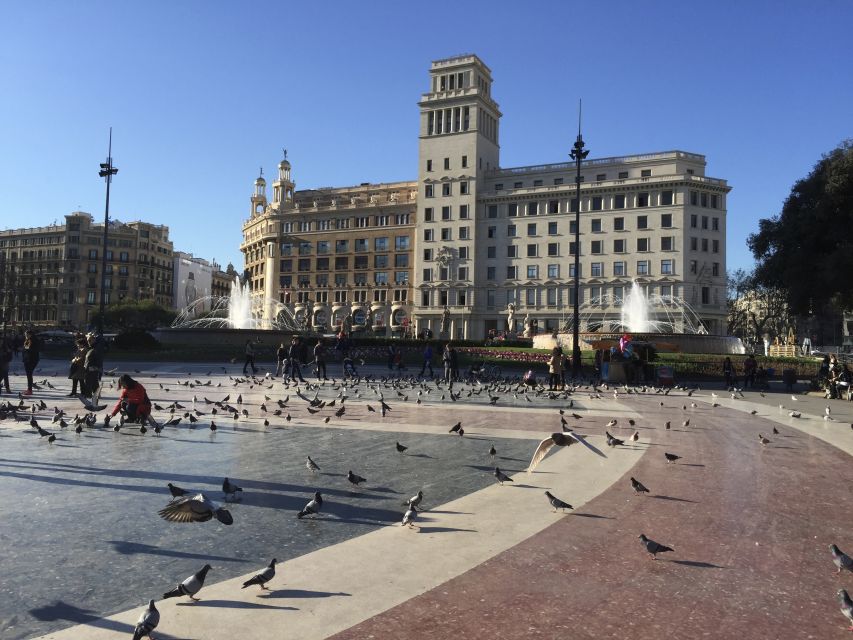 Barcelona: Market, Tasty Tapas/Food and Gothic History Tour - Pintxos power hour: miniature food, big flavor decisions