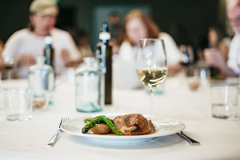 Barcelona: Montserrat and Winery Tour with Tapas or Lunch - Oller del Mas Stop: Break Time and a Scenic Reset