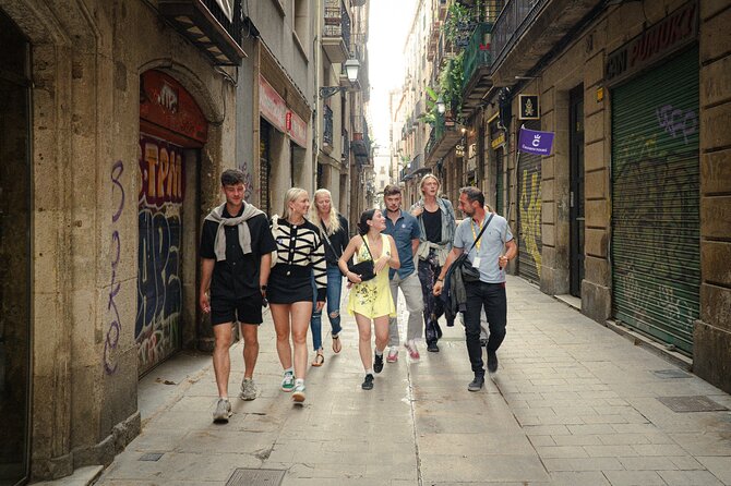 Barcelona Old City Guided Tour with Tapas and Drinks - Key things to know before you go