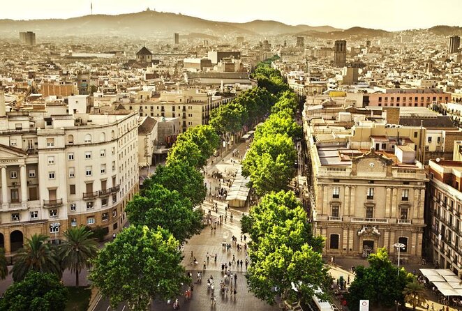 Barcelona Old Town Night Small Group Tour with Tapas & Flamenco - Key Highlights You’ll Actually Care About