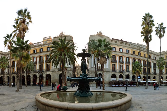 Barcelona Old Town Night Small Group Tour with Tapas & Flamenco - Los Tarantos Flamenco Show: UNESCO Culture in a Real Tablao