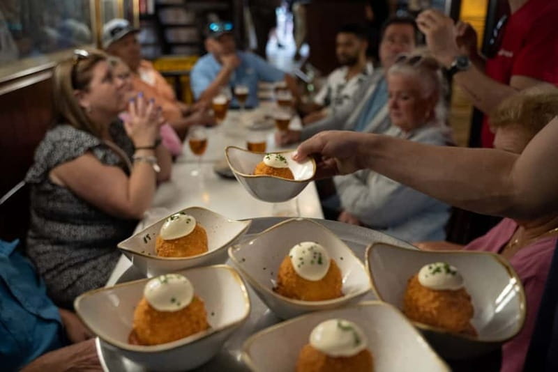 Barcelona Old Town Tapas Night: Hidden Bars, Cava & Vermut - Stop 1 in the Gothic Quarter: First Drinks, First Bites, Real-Bar Energy