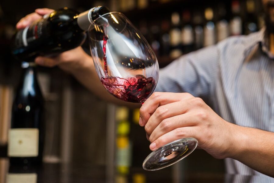 Barcelona: Old Town Tapas & Paella Food Tour with 8 Tastings - Included food and drinks: what you’re actually paying for