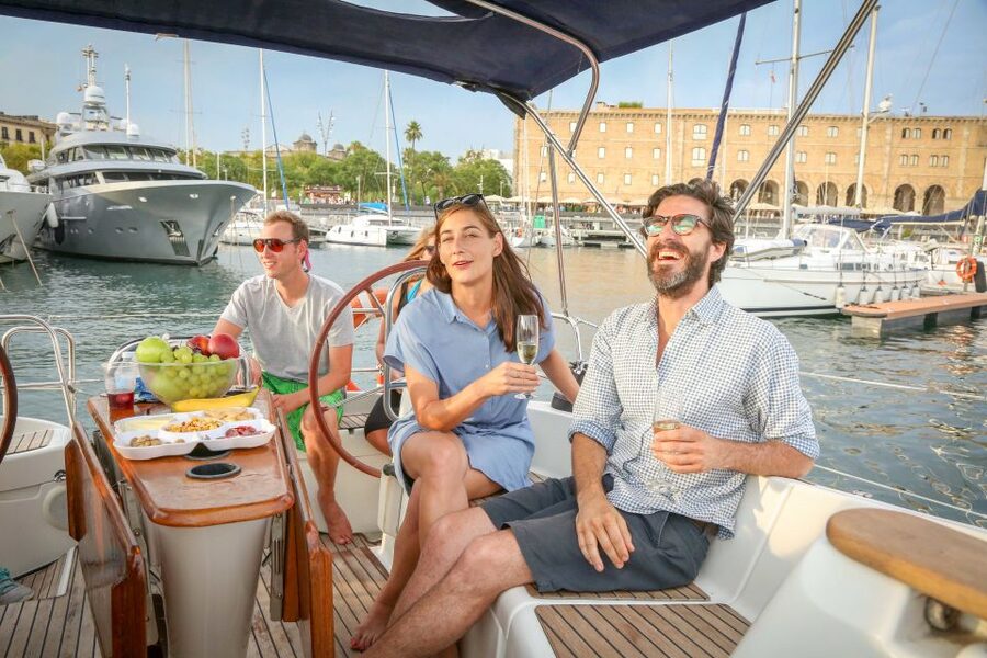 Barcelona: Sailing Tour with Spanish Tapas and Drinks - From Port Olímpic to open water: how the 2-hour sail works