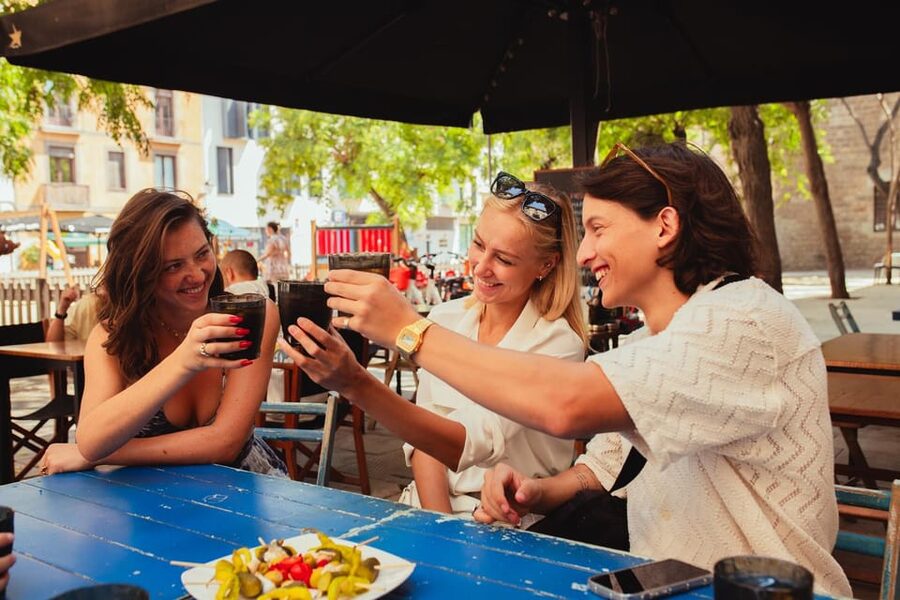 Barcelona: Small Group Gothic, Tapas & Churros Tour! - Barcelona Gothic Quarter meets churros and tapas