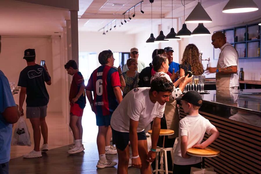 Barcelona: Spanish Tapas Cooking Class with Wine - Key Things I’d Book This For