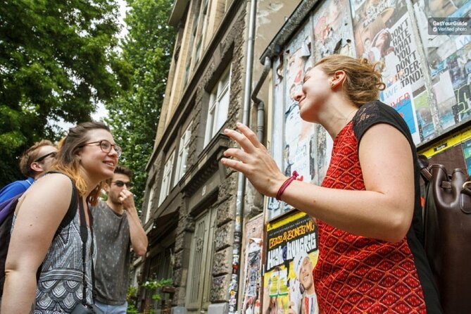 Barcelona Street Art, Graffiti and Tapas Tour - Barri Gòtic by 5:00 pm: where old walls meet street art culture