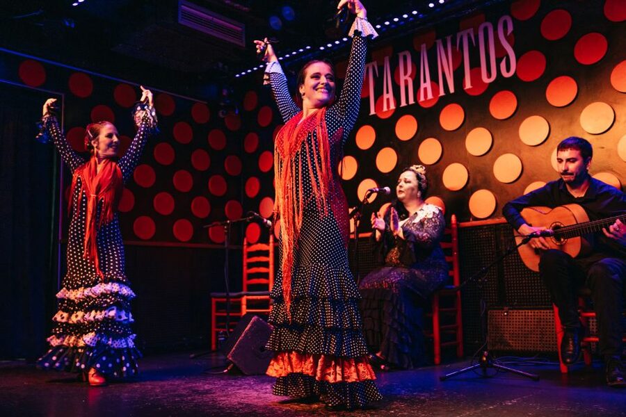 Barcelona: Tapas and Flamenco Experience - Your Best Strategy: Timing, Water, and Realistic Expectations