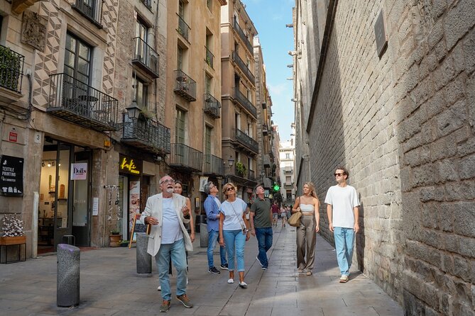 Barcelona Tapas and Wine Experience Small-Group Walking Tour - A three-hour Barcelona tapas and wine plan that actually makes sense