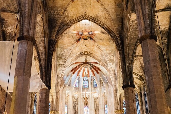 Barcelona Tapas and Wine Private Walking Tour - Four tastings across Gothic Quarter and El Born