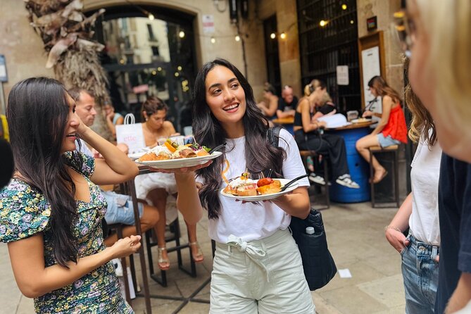 Barcelona Tapas Food Tour, Taverns, History & Local Culture - Key things that make this Barcelona tapas tour work