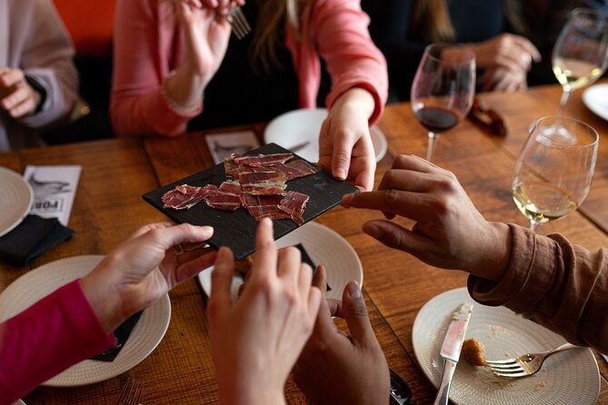Barcelona Tapas Food Tour with Lunch or Dinner in El Born - Guides like Sara, Thami, Mariah, Sonya, Darren, George, and Jordan
