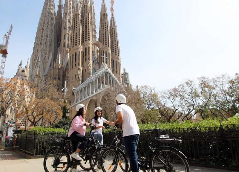 Barcelona: Tapas Tasting Tour by Regular Bike or E-Bike - Pedaling Gaudí’s Barcelona Without Losing Your Day