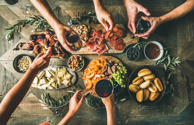 Barcelona Tapas & Wine Private Tour in Traditional Taverns - Poble Sec tapas, the small-plates way