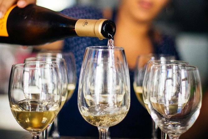 Barcelona With Locals: Wine and Tapas Private Tour - The wine and tapas tasting you should pay attention to