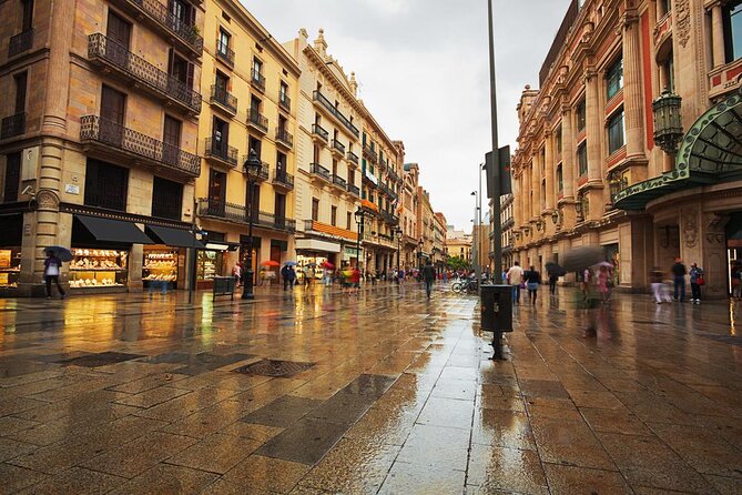Bohemian Barcelona Neighborhood Evening Tapas & Wine Tour - What the 3-hour timing really gets you