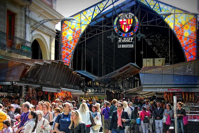 Boqueria & St Caterina Markets with Food & Tapas Small Group Tour - How the tapas tastings actually work (and why that matters)