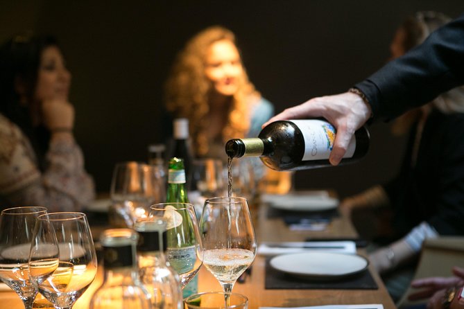 Born to Eat: Gourmet Tapas & Wine Small Group Tour in Old Barcelona - Price and value: what $116.10 buys in real terms