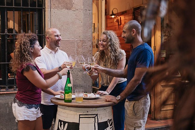 Born to Eat: Gourmet Tapas & Wine Small Group Tour in Old Barcelona - Which guide style fits you best