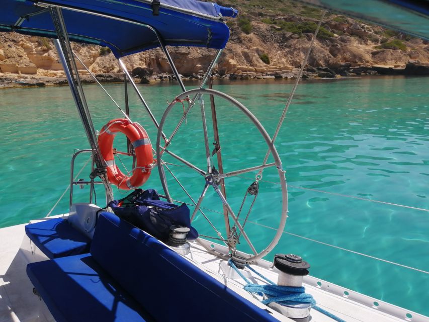 Can Pastilla: Sailboat Tour with Snorkeling, Tapas & Drinks - What to pack for a Mallorca sail day
