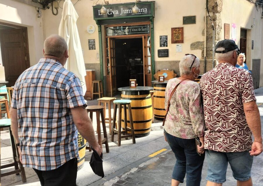 Cartagena: Guided Walking Tour with Tapas and Drinks - How the Tasting Works: 3 Tapas and 3 Drinks, in a Smart Rhythm