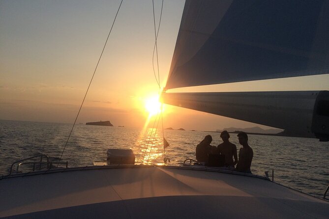 Catamaran sailing at sunset with tapas Palma de Mallorca - Price and value: is $91.39 worth it?