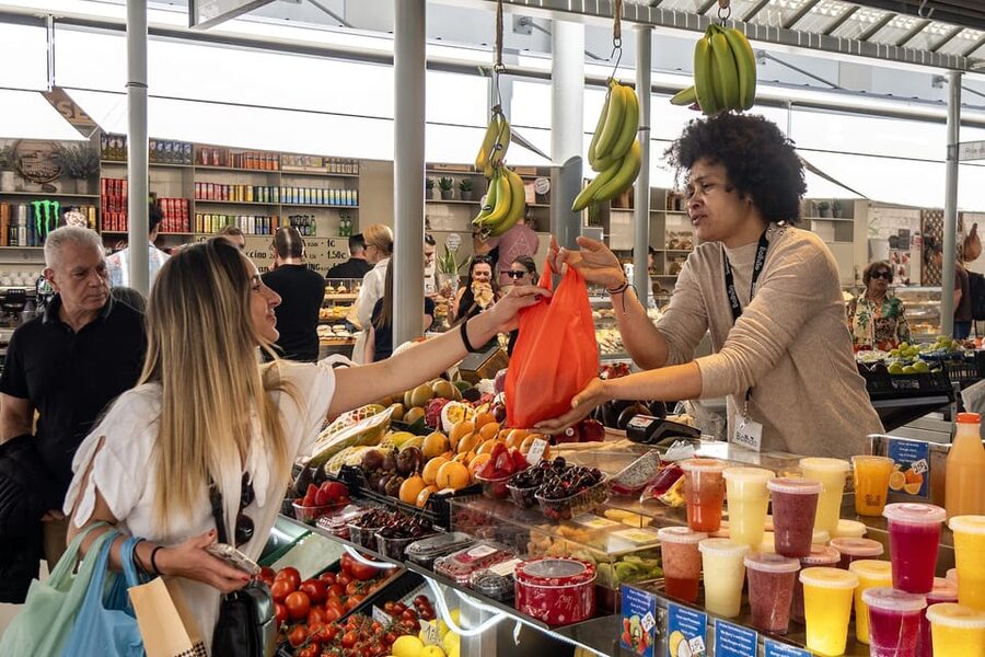 Chef Led Porto Market Tour & Portuguese Tapas Class + Wine - Bolhão Market: where your tapas starts (and your choices matter)