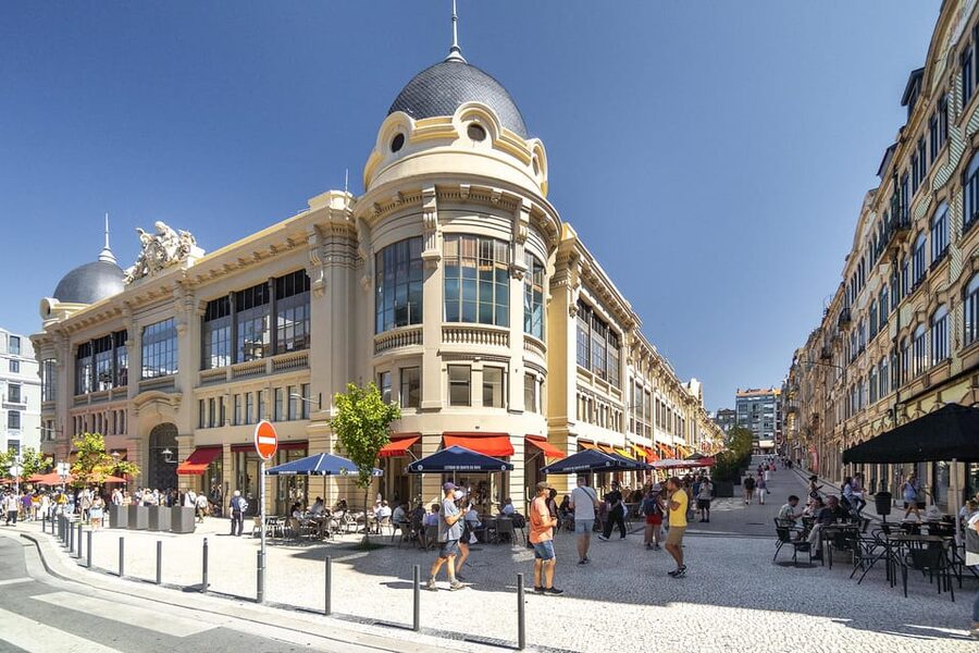 Chef Led Porto Market Tour & Portuguese Tapas Class + Wine - From chef demo to your own tapas: learning by doing
